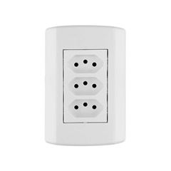 PLUZIE LINHA PLUZI BRANCA FÁCIL 3 TOMADAS 2P+T 20A